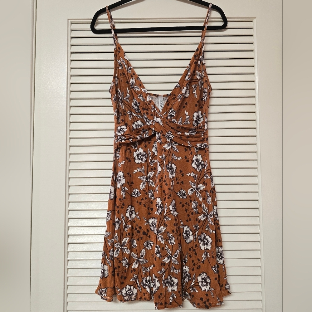 Haute Fox - (Plus-Size) Sleeveless Floral Summer Dress
